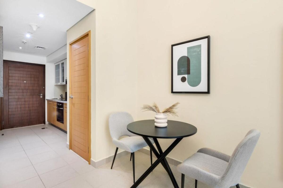 Silkhaus Lovely With Downtown View In Boulevard Dubai